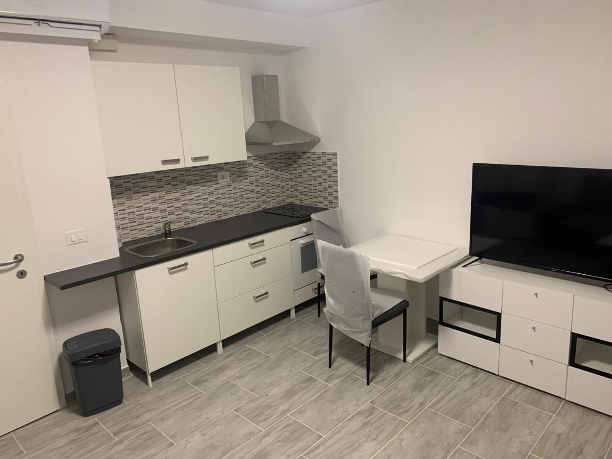 Apartment Old Town Изола Екстериор снимка