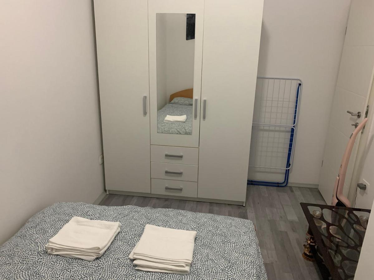 Apartment Old Town Изола Екстериор снимка
