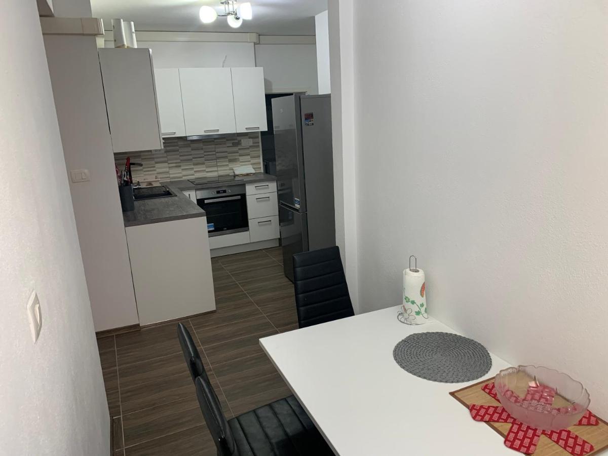 Apartment Old Town Изола Екстериор снимка